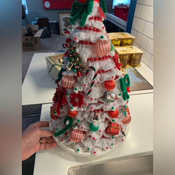 VTG Handcrafted crocheted Christmas Tree with ornaments Kitschy - Picture 4 of 6